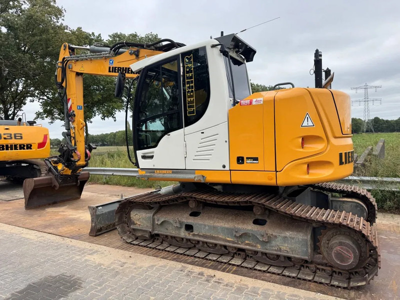 Liebherr R914 Compact 9400 uur Engcon Blad - Kettenbagger: das Bild 2 Liebherr R914 Compact 9400 uur Engcon Blad - Kettenbagger: das Bild 2