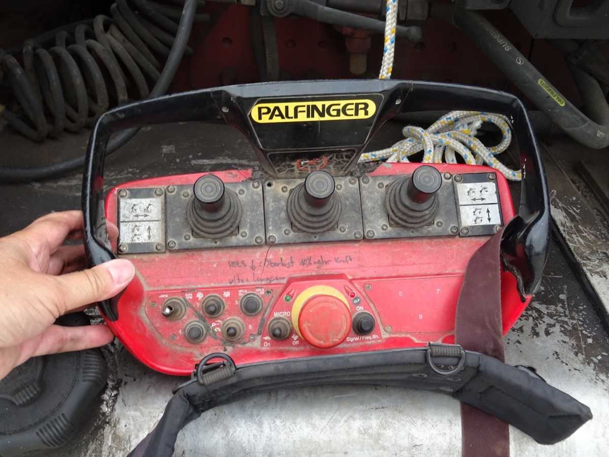 PALFINGER PK 20002 E year 2005, winch, remote control, 6 x extension, Seilwinde, - Ladekran: das Bild 5 PALFINGER PK 20002 E year 2005, winch, remote control, 6 x extension, Seilwinde, - Ladekran: das Bild 5