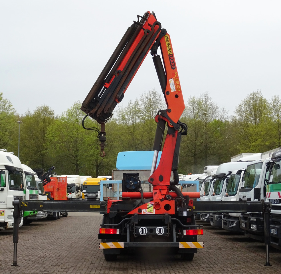 PALFINGER PK 23002 D crane, remote control, extra functions, Ladekran, Kran, gru - Ladekran: das Bild 2 PALFINGER PK 23002 D crane, remote control, extra functions, Ladekran, Kran, gru - Ladekran: das Bild 2