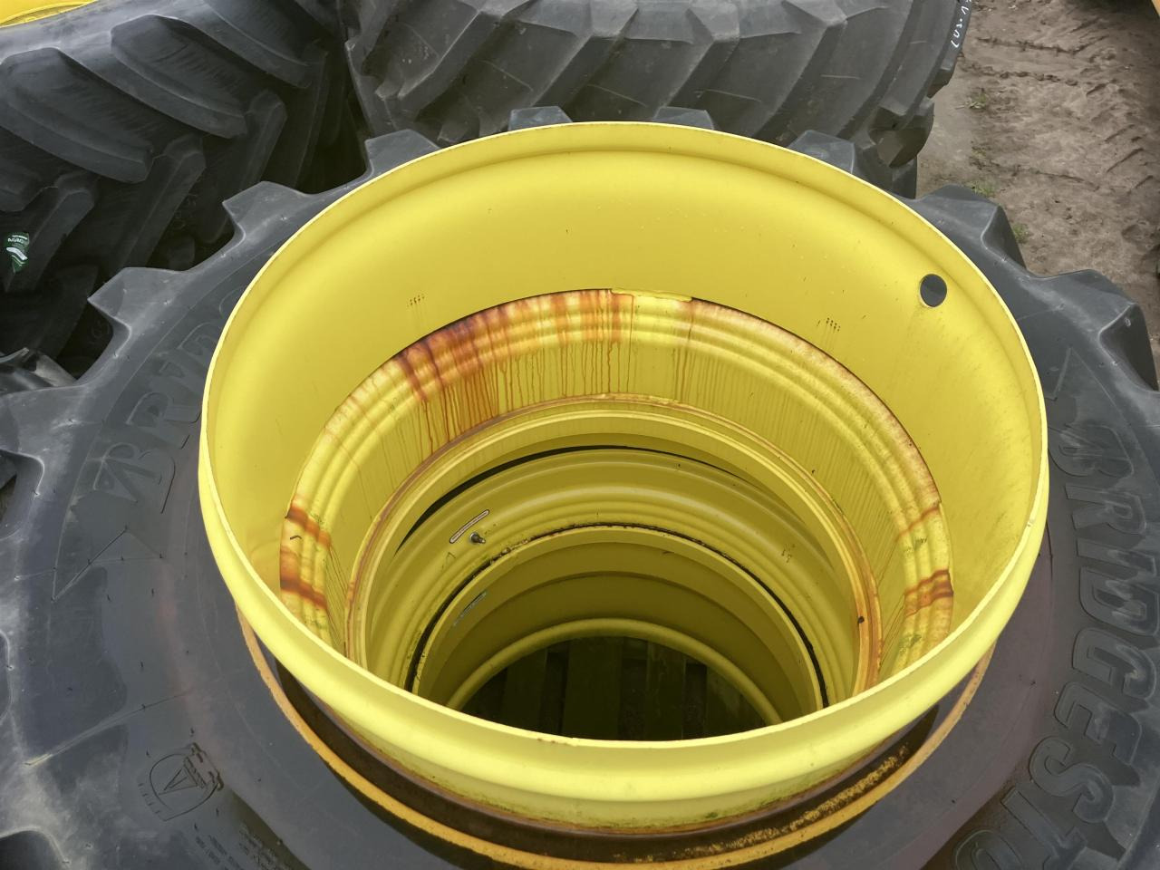 Bridgestone 600/65R34 - Reifen für Landmaschine: das Bild 3 Bridgestone 600/65R34 - Reifen für Landmaschine: das Bild 3