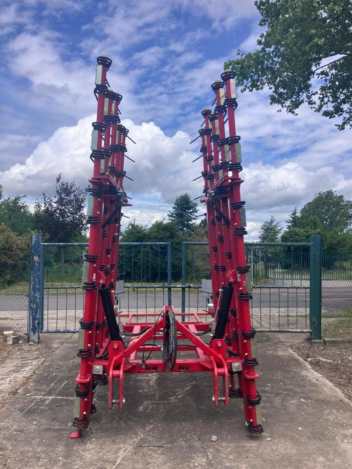 Brix Straw Max Pro 720 - Technik für Bodenbearbeitung: das Bild 5 Brix Straw Max Pro 720 - Technik für Bodenbearbeitung: das Bild 5