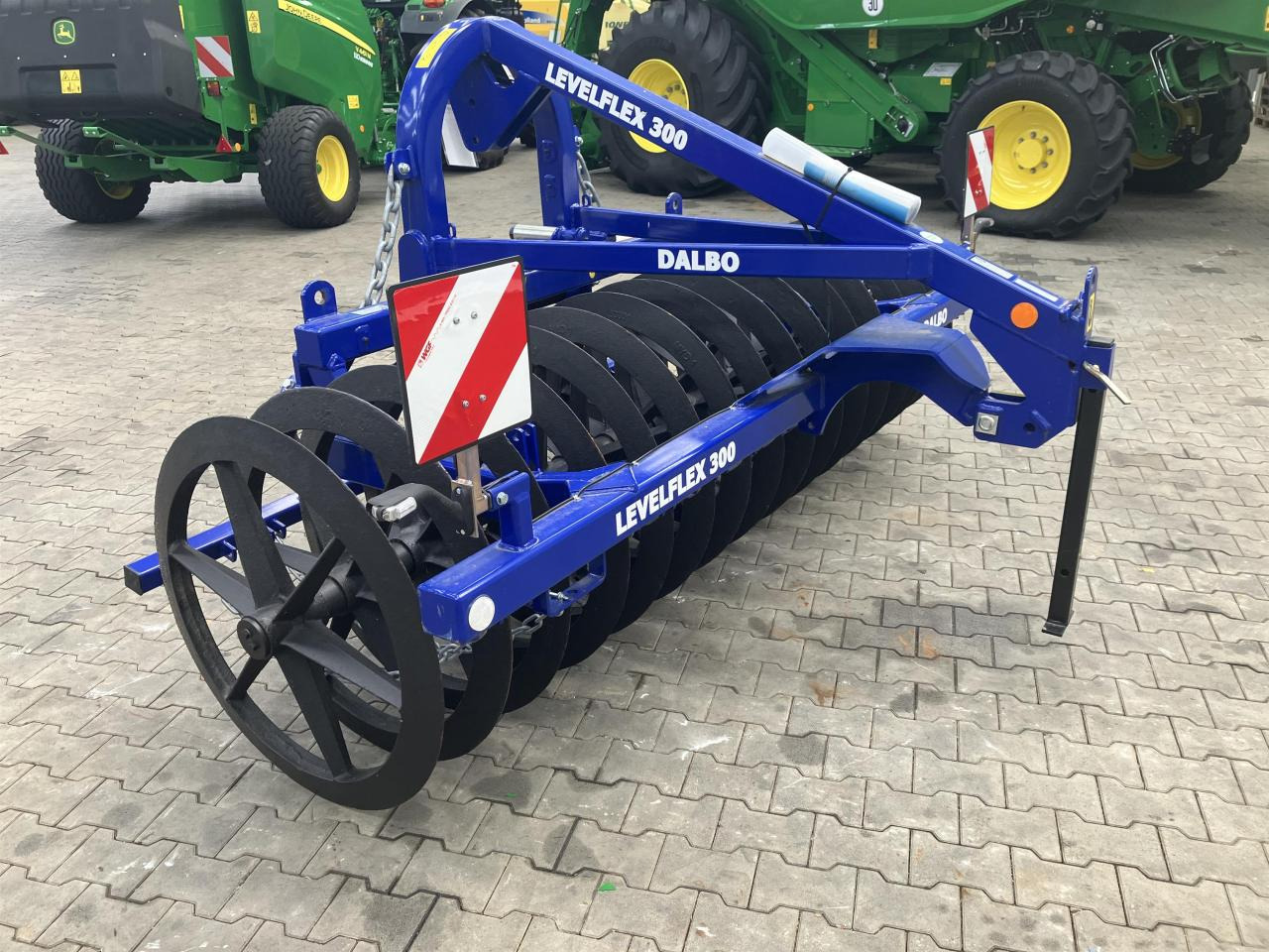 Dalbo LEVELFLEX 300 - Ackerwalze: das Bild 4 Dalbo LEVELFLEX 300 - Ackerwalze: das Bild 4