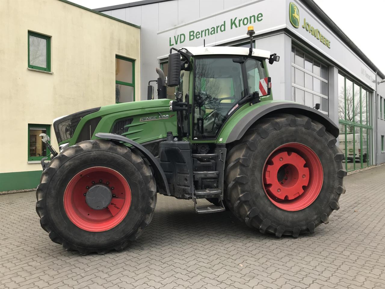 Fendt 933 Profi Plus - Traktor: das Bild 1 Fendt 933 Profi Plus - Traktor: das Bild 1