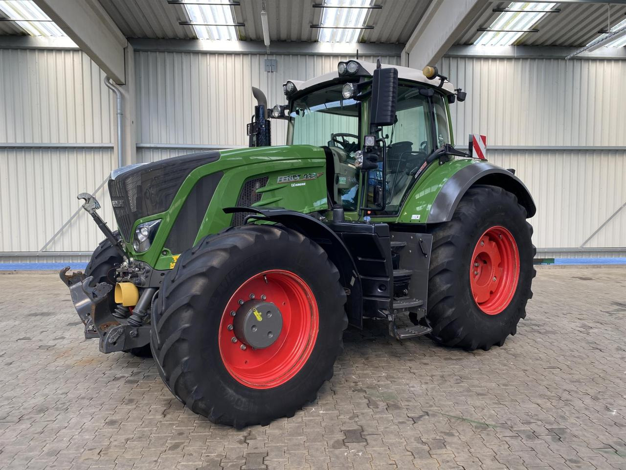 Fendt 933 Vario Profi Plus - Traktor: das Bild 1 Fendt 933 Vario Profi Plus - Traktor: das Bild 1