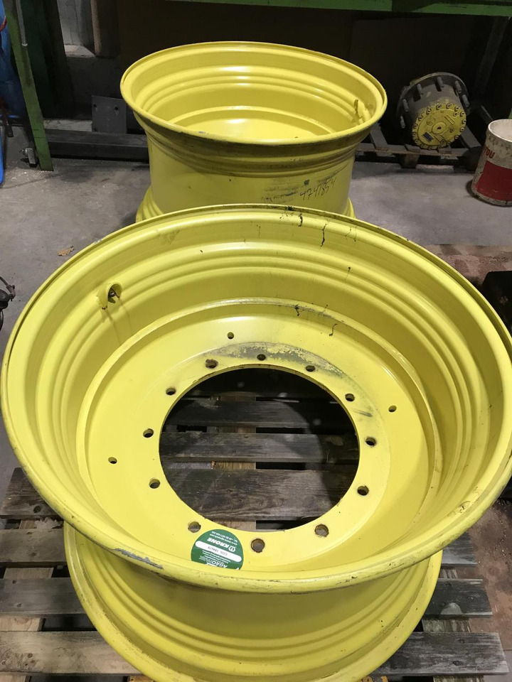 John Deere 20x34 - Felge für Landmaschine: das Bild 1 John Deere 20x34 - Felge für Landmaschine: das Bild 1