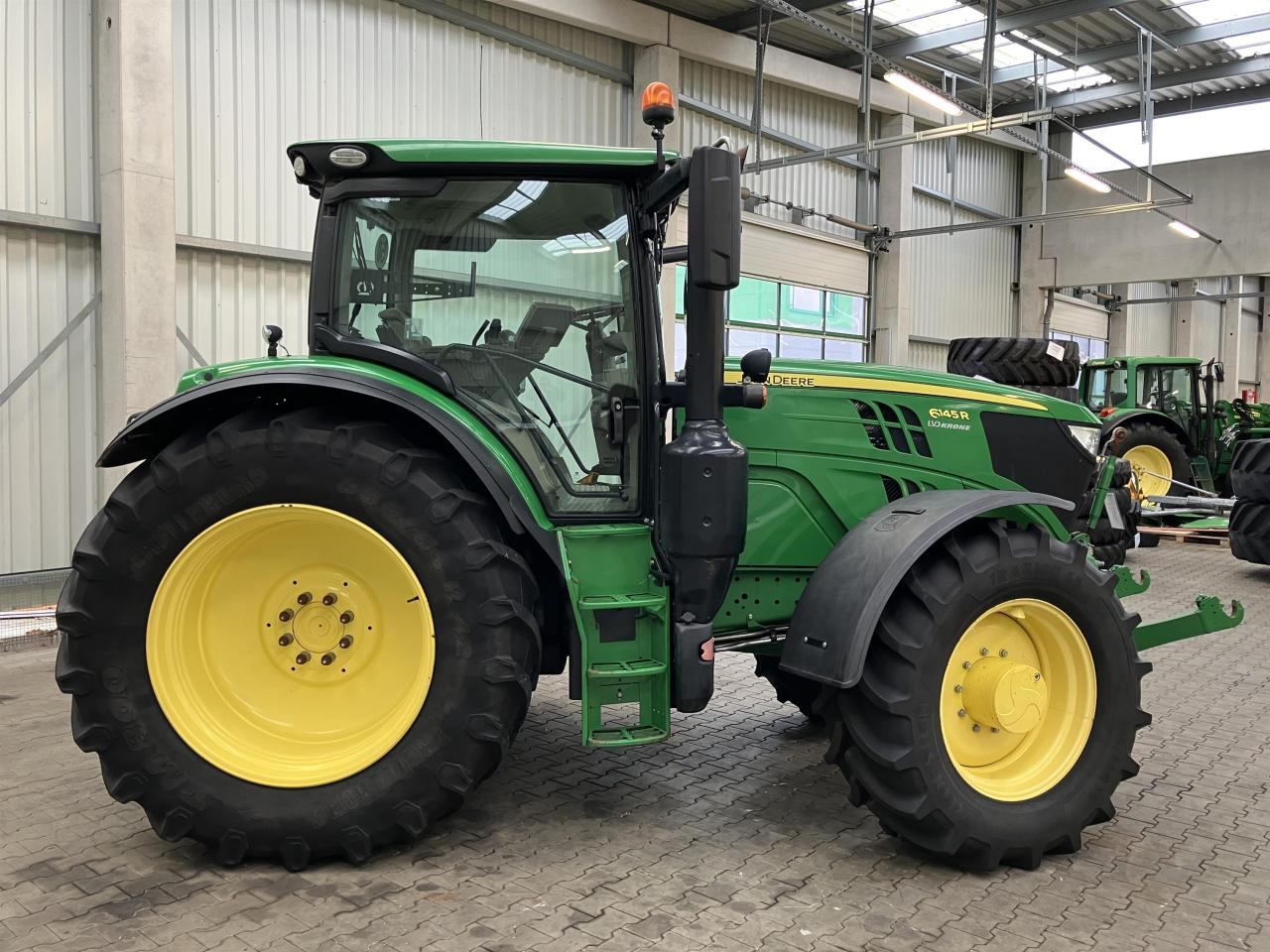 John Deere 6145R - Traktor: das Bild 4 John Deere 6145R - Traktor: das Bild 4
