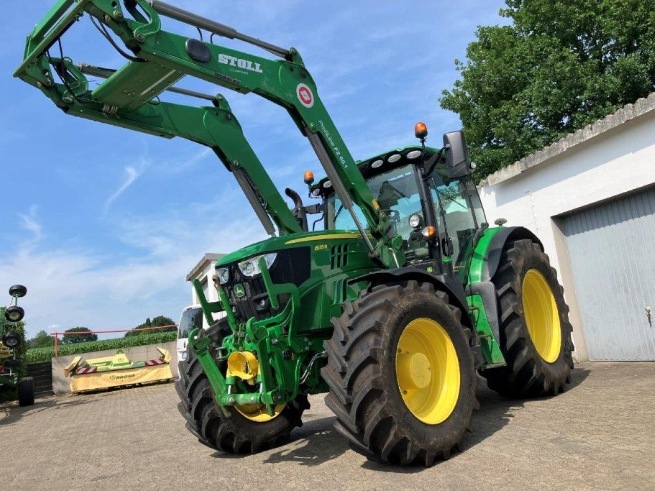 John Deere 6155R - Traktor: das Bild 2 John Deere 6155R - Traktor: das Bild 2