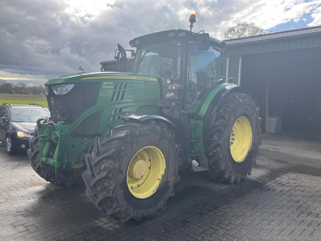 John Deere 6170R - Traktor: das Bild 4 John Deere 6170R - Traktor: das Bild 4