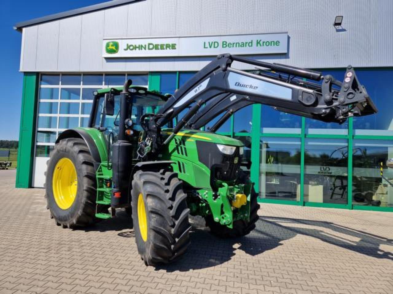 John Deere 6195M - Traktor: das Bild 3 John Deere 6195M - Traktor: das Bild 3
