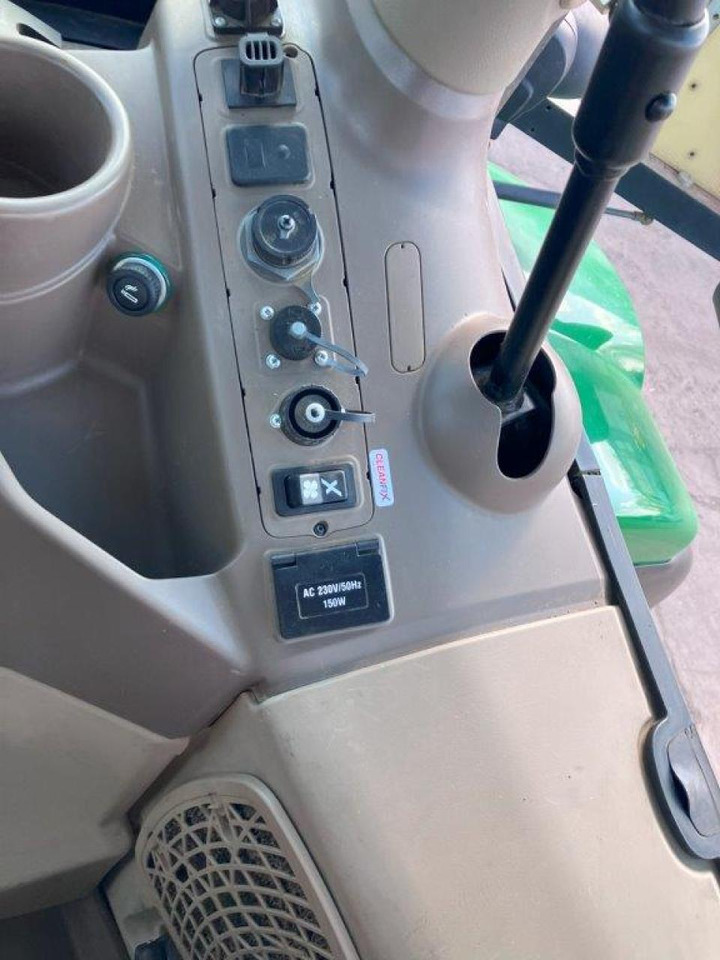 Traktor John Deere 6250R: das Bild 6