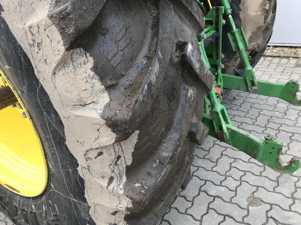 Traktor John Deere 6250R: das Bild 9