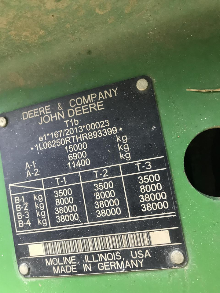 Traktor John Deere 6250R: das Bild 11