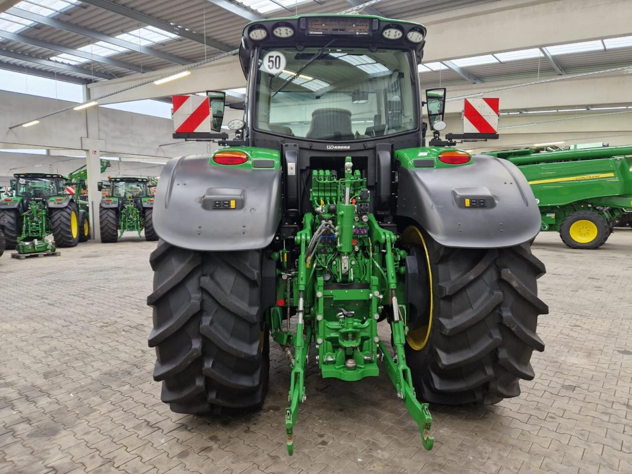 Traktor John Deere 6R 250: das Bild 6
