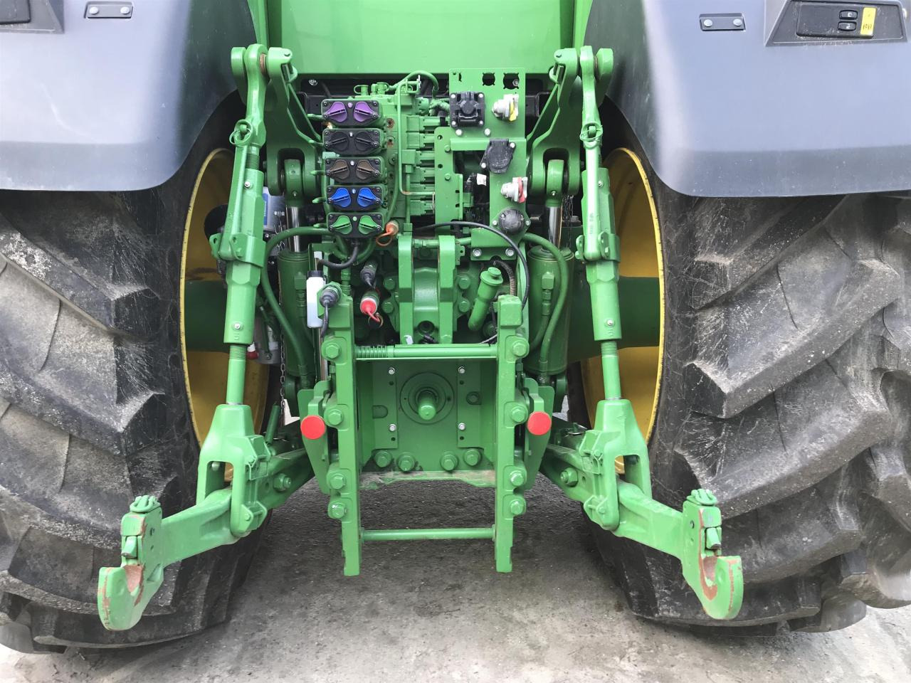 John Deere 7R 310 - Traktor: das Bild 5 John Deere 7R 310 - Traktor: das Bild 5
