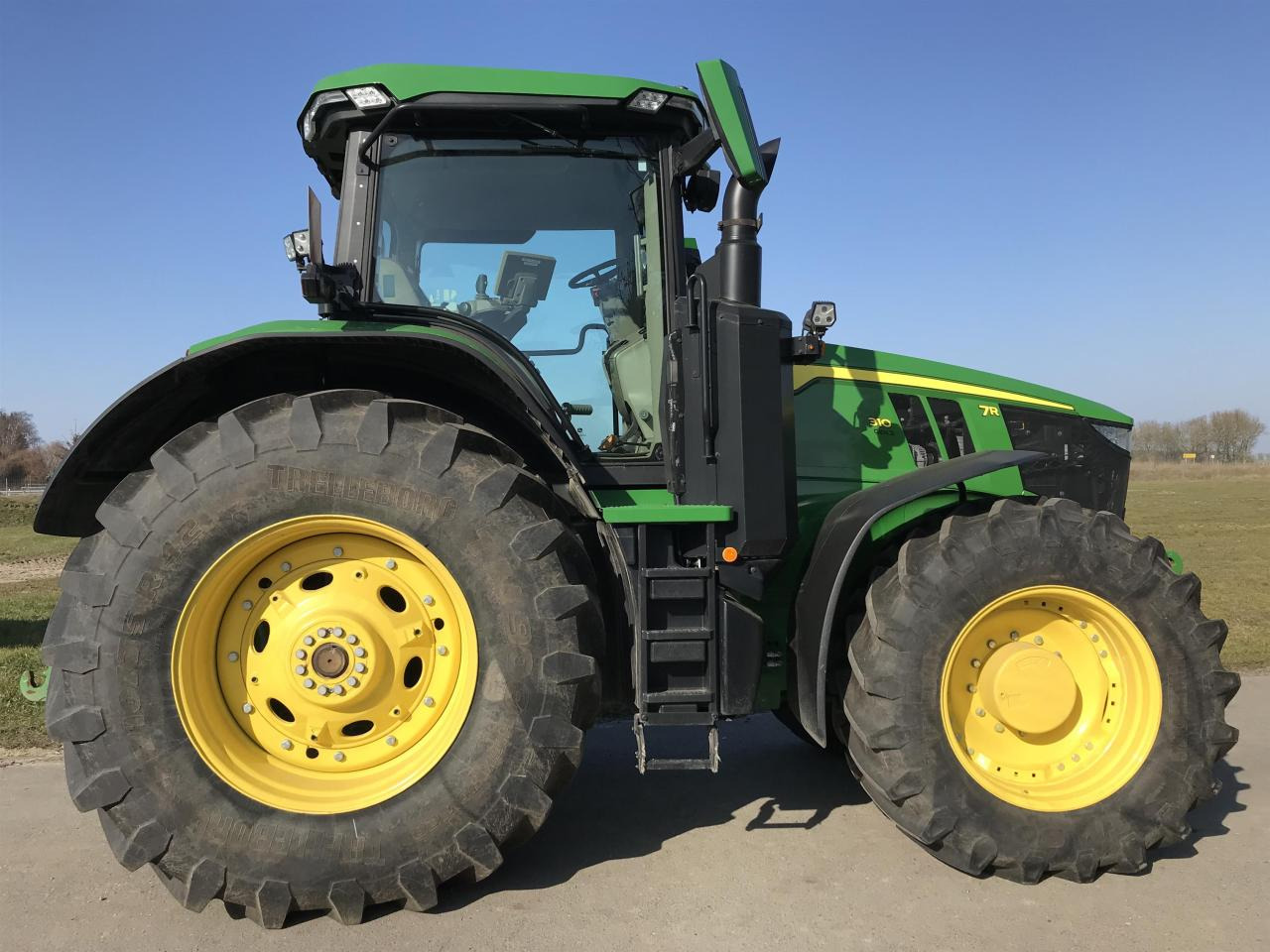 John Deere 7R 310 - Traktor: das Bild 2 John Deere 7R 310 - Traktor: das Bild 2