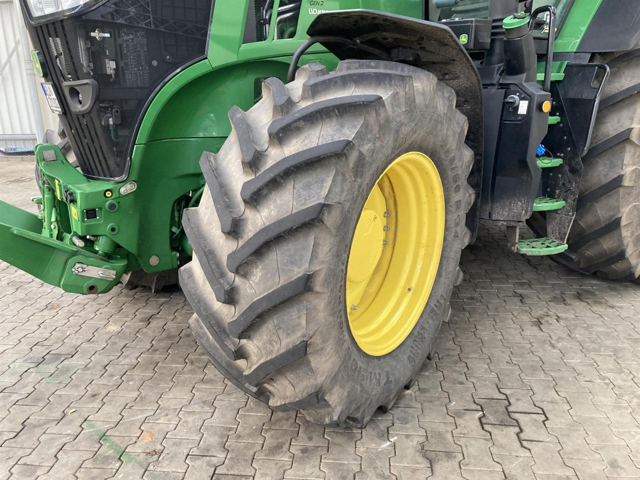 John Deere 7R 330 - Traktor: das Bild 2 John Deere 7R 330 - Traktor: das Bild 2