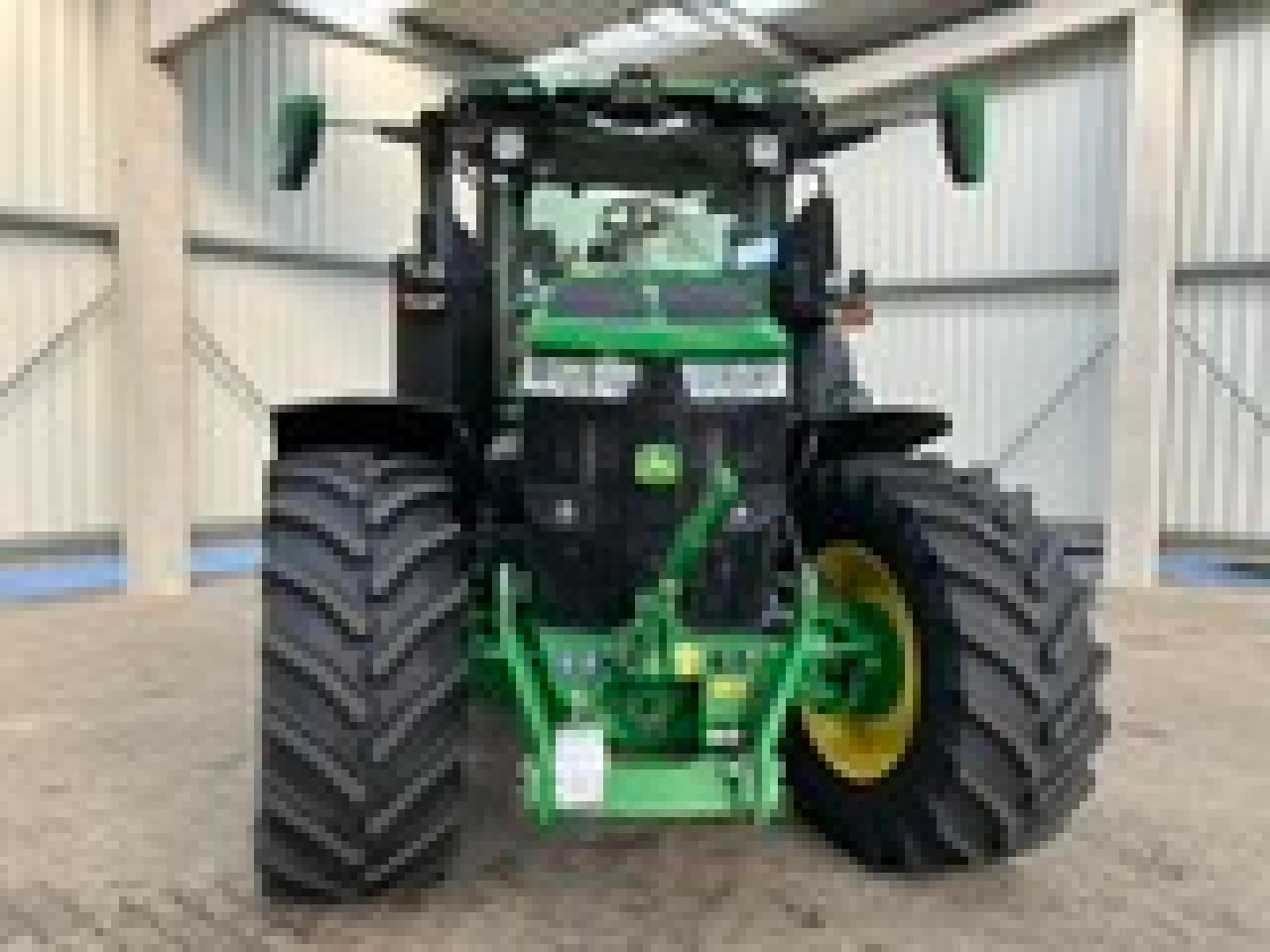 John Deere 7R 330 - Traktor: das Bild 2 John Deere 7R 330 - Traktor: das Bild 2