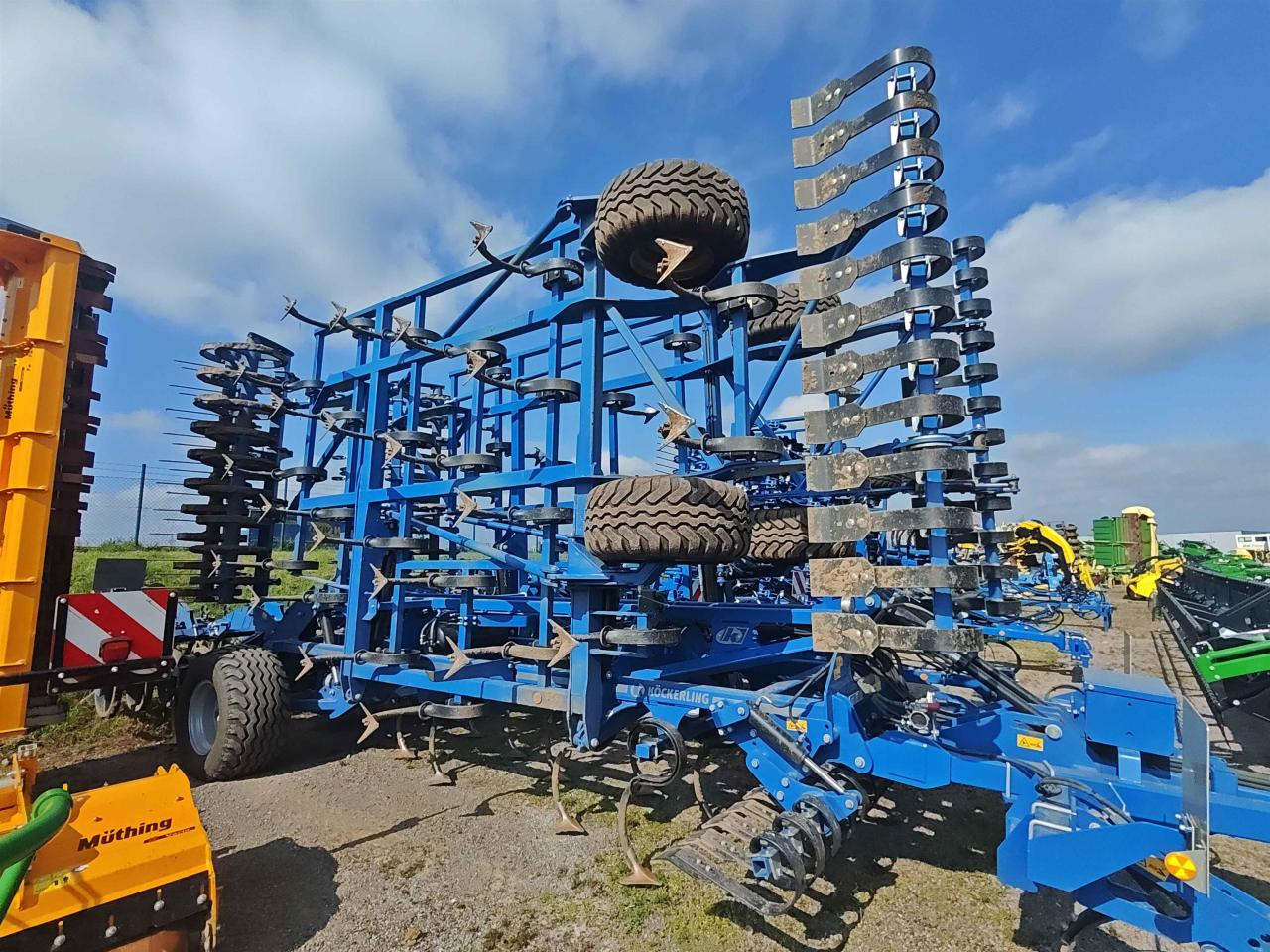 Köckerling Allrounder flatline 750 - Grubber: das Bild 2 Köckerling Allrounder flatline 750 - Grubber: das Bild 2