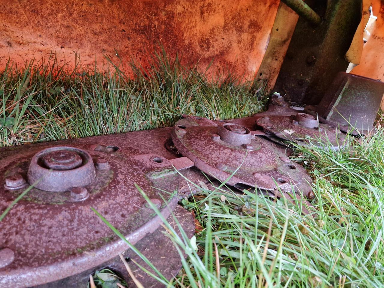 Krone AM 243S - Mähwerk: das Bild 4 Krone AM 243S - Mähwerk: das Bild 4