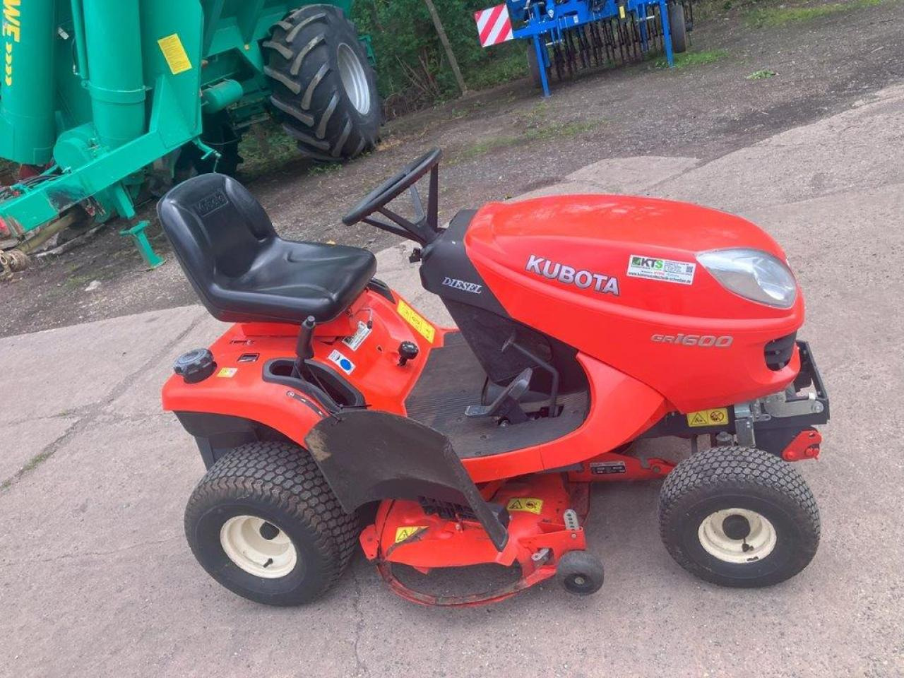 Kubota GR1600-ID-II - Rasenmäher: das Bild 3 Kubota GR1600-ID-II - Rasenmäher: das Bild 3
