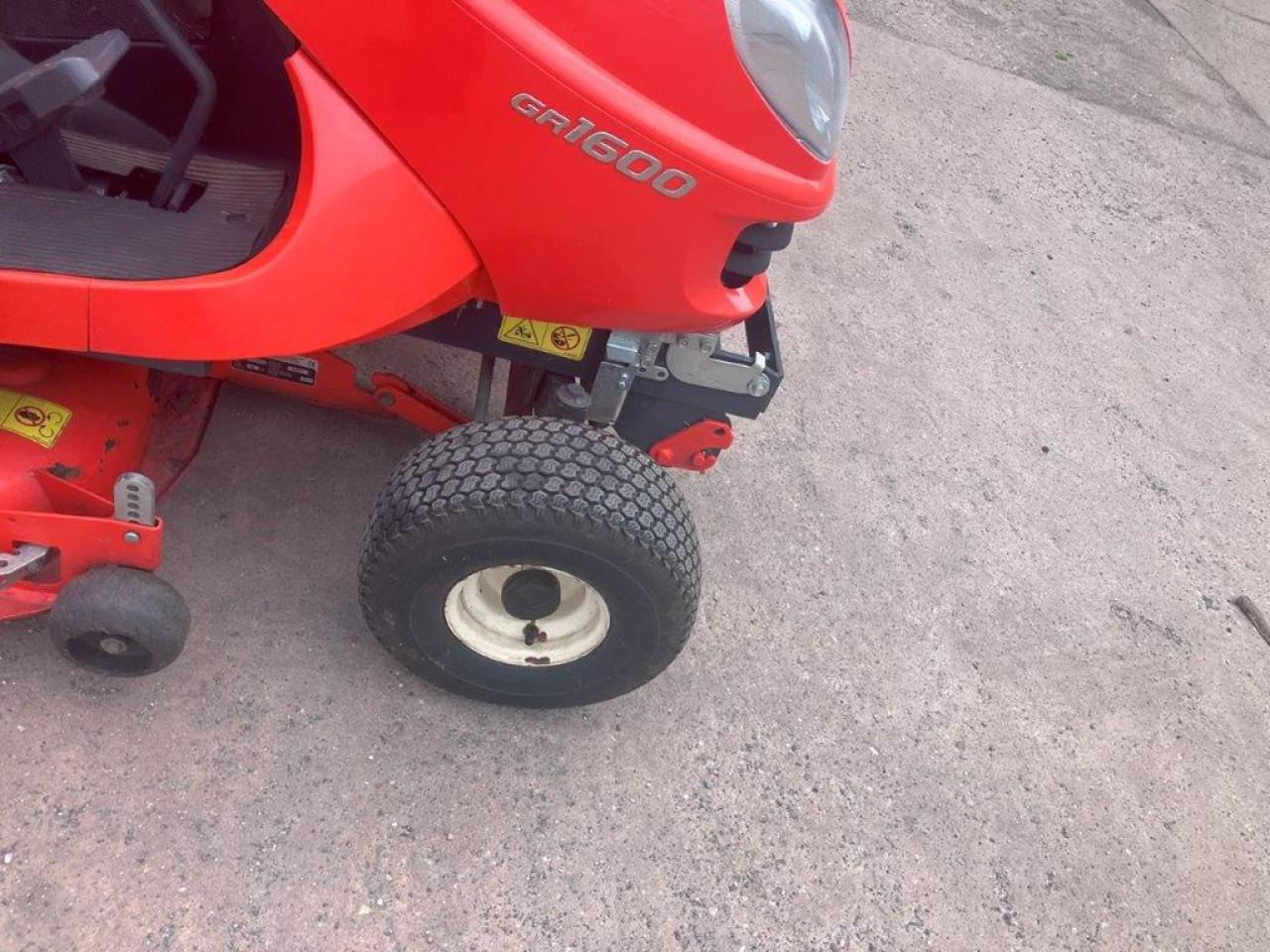 Kubota GR1600-ID-II - Rasenmäher: das Bild 4 Kubota GR1600-ID-II - Rasenmäher: das Bild 4