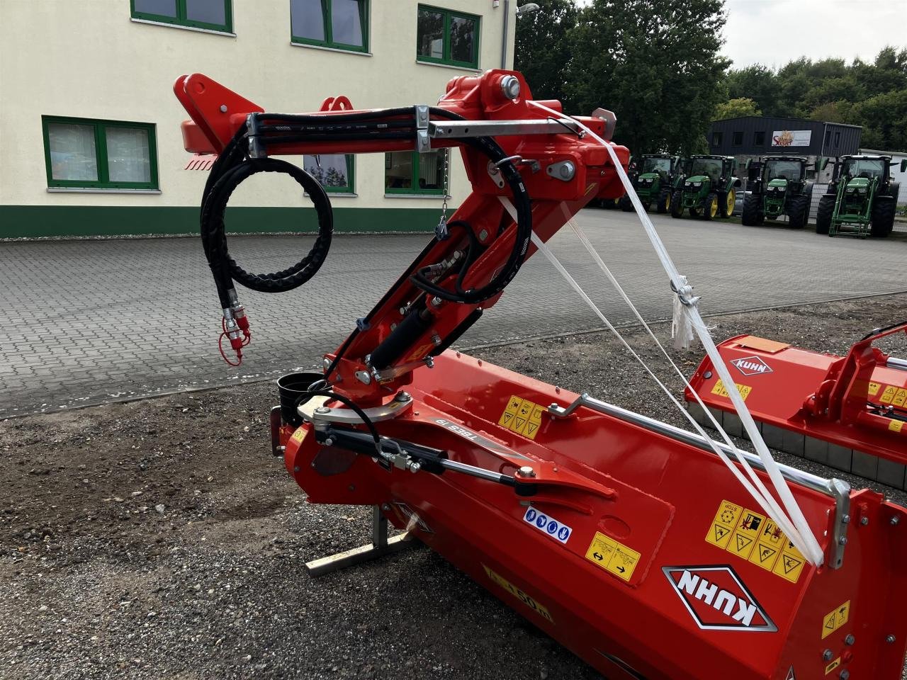 Kuhn TBES 19 - Schlegelmäher: das Bild 1 Kuhn TBES 19 - Schlegelmäher: das Bild 1
