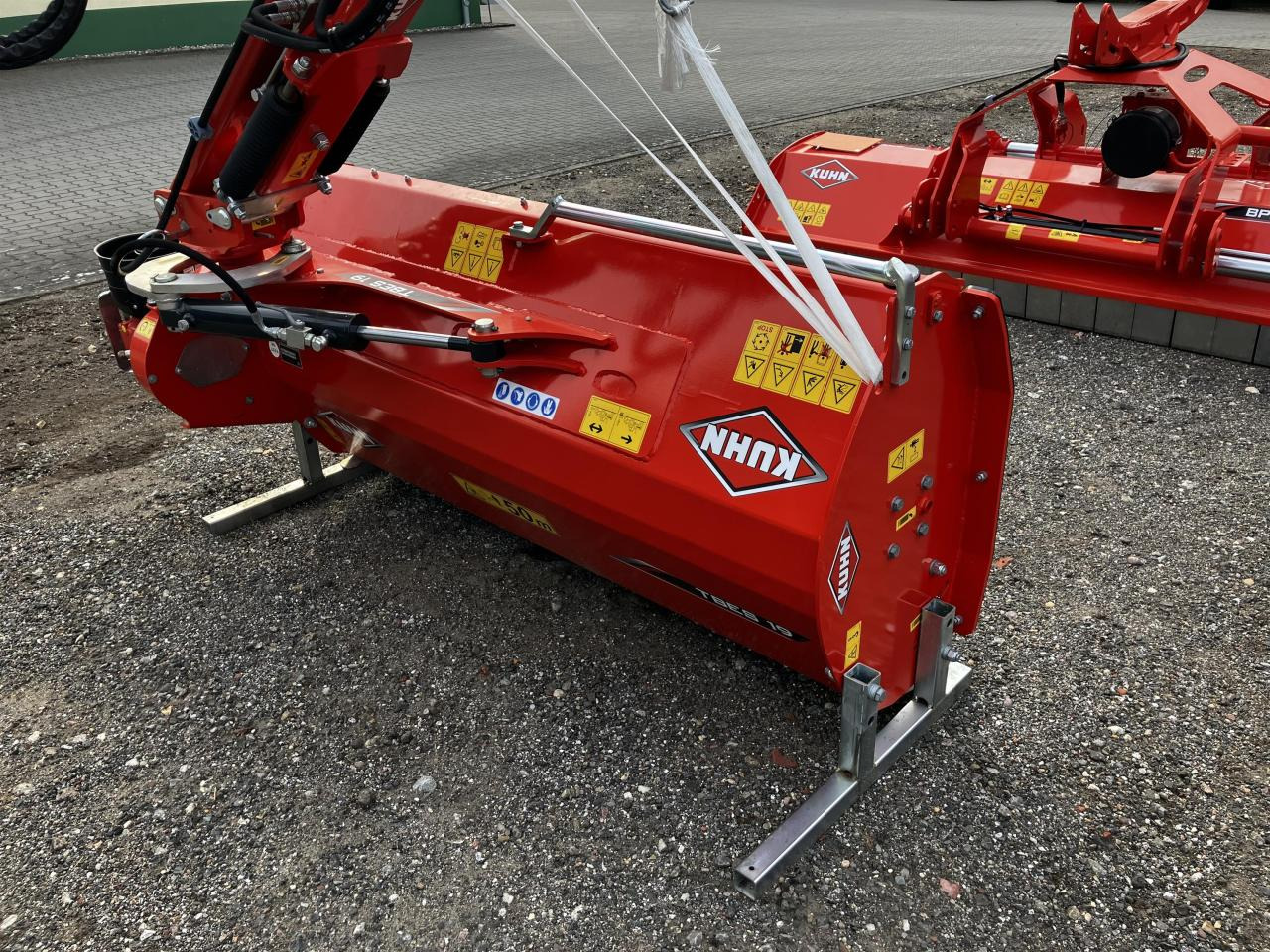 Kuhn TBES 19 - Schlegelmäher: das Bild 4 Kuhn TBES 19 - Schlegelmäher: das Bild 4