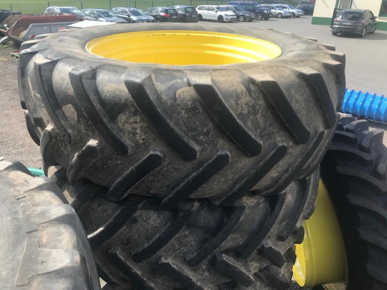 Michelin 620/70R46 - Felgen und Reifen für Landmaschine: das Bild 1 Michelin 620/70R46 - Felgen und Reifen für Landmaschine: das Bild 1
