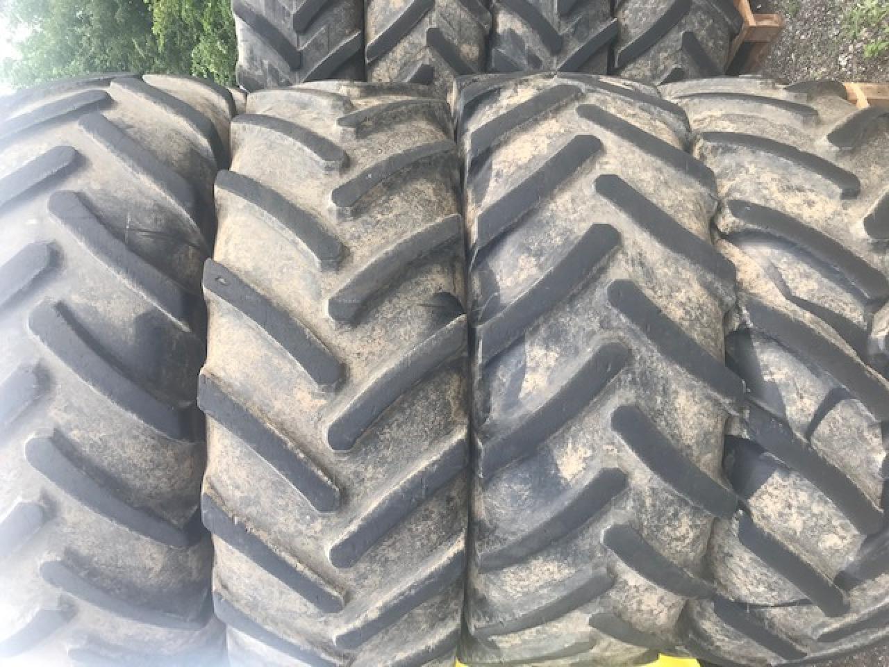 Michelin 620/70R46 - Felgen und Reifen für Landmaschine: das Bild 2 Michelin 620/70R46 - Felgen und Reifen für Landmaschine: das Bild 2