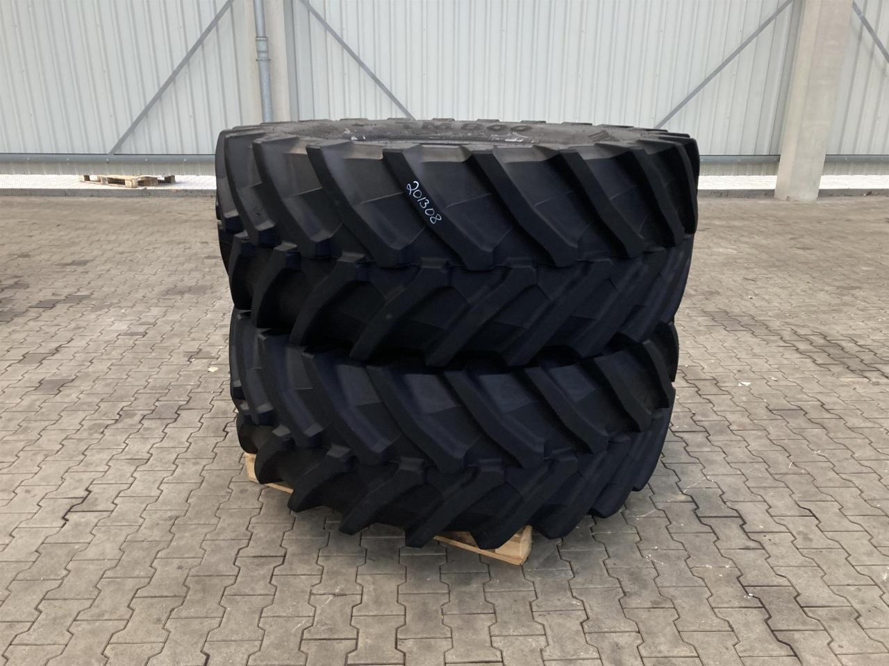 Trelleborg 650/65R38 - Reifen für Landmaschine: das Bild 1 Trelleborg 650/65R38 - Reifen für Landmaschine: das Bild 1