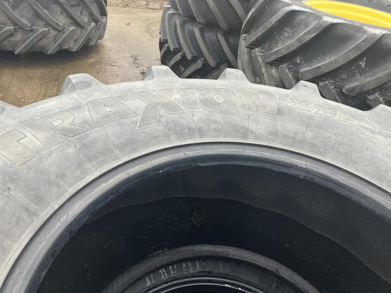 Vredestein 600/70R30 - Reifen für Landmaschine: das Bild 3 Vredestein 600/70R30 - Reifen für Landmaschine: das Bild 3