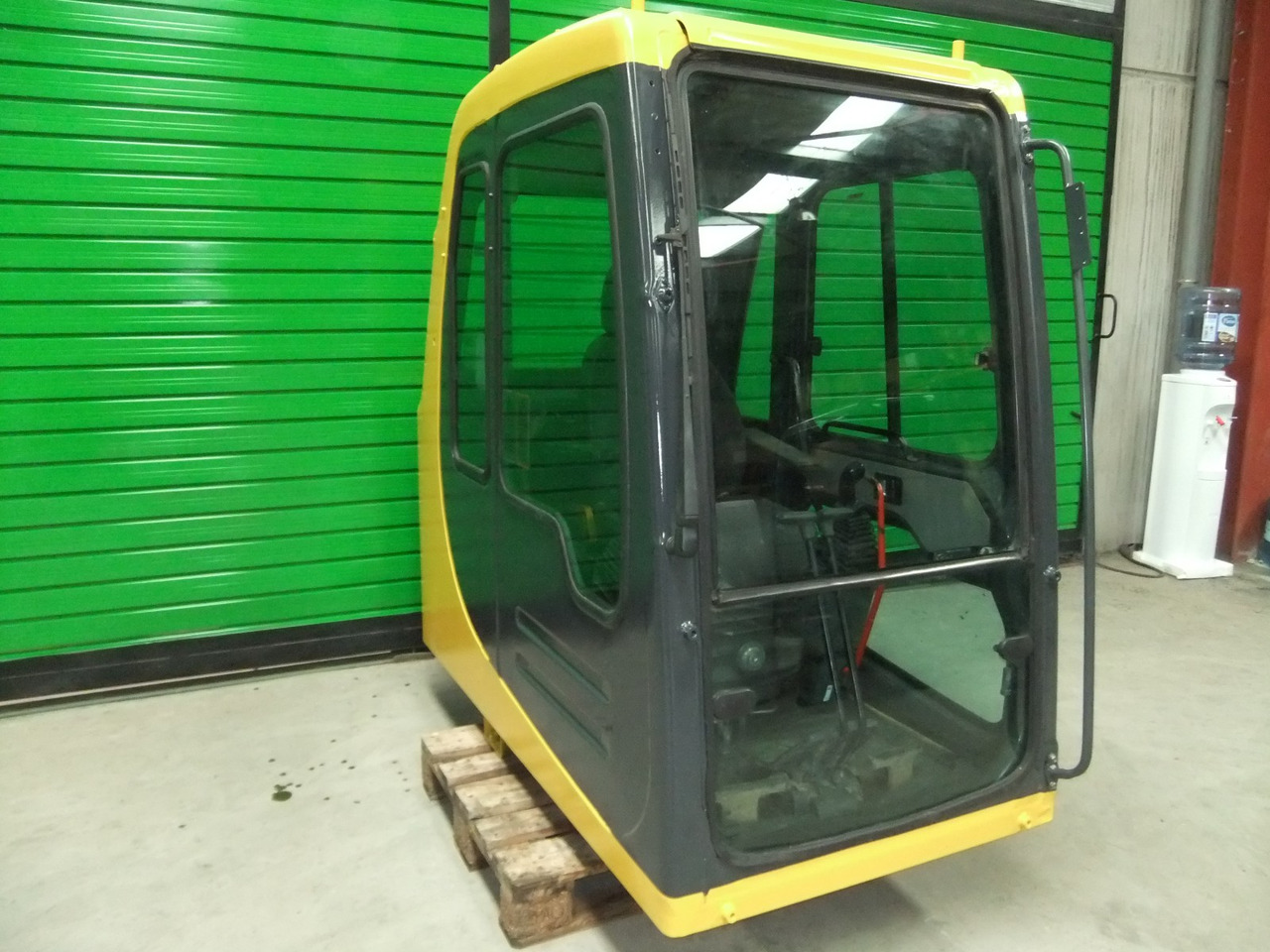 Cab EROPS KOMATSU PC340-6 - Fahrerhaus für Baumaschine: das Bild 4 Cab EROPS KOMATSU PC340-6 - Fahrerhaus für Baumaschine: das Bild 4