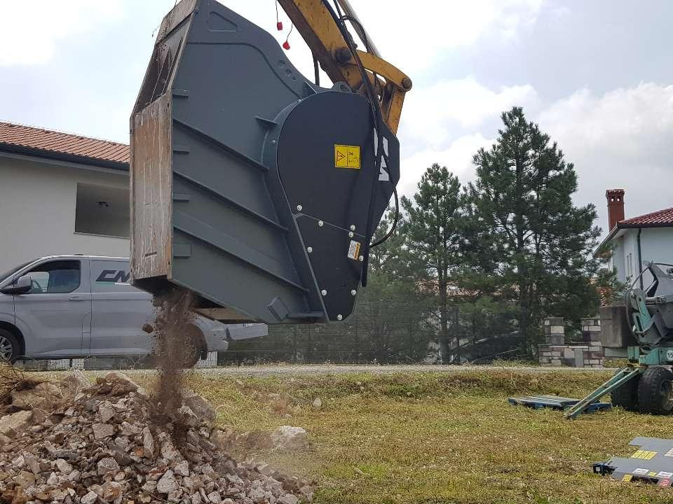 CM CM Crusher CBF 60 - Schaufel für Bagger: das Bild 4 CM CM Crusher CBF 60 - Schaufel für Bagger: das Bild 4