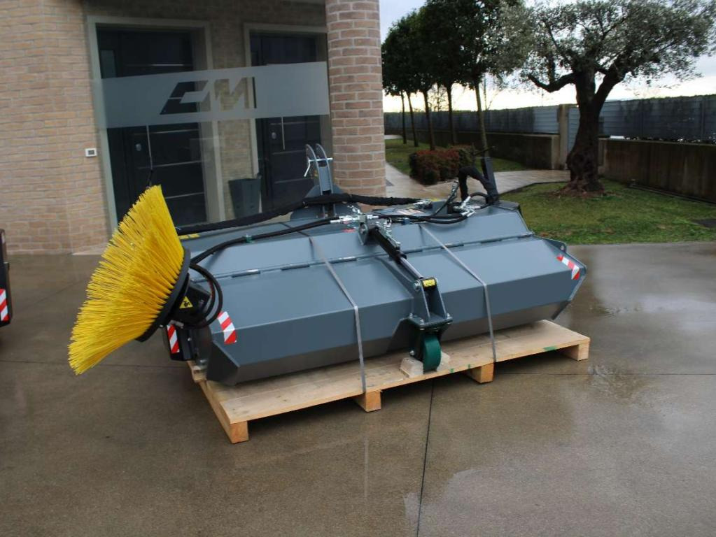 CM Crusher CBS 150 Sweeping Bucket - Kehrbesen für Kompaktlader: das Bild 1 CM Crusher CBS 150 Sweeping Bucket - Kehrbesen für Kompaktlader: das Bild 1