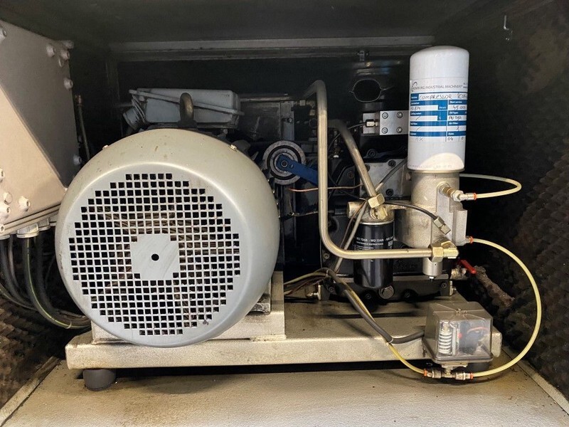 Creemers RCN 15-60 15 kW 2000 L / min 10 Bar Elektrische Schroefcompressor - Luftkompressor: das Bild 3 Creemers RCN 15-60 15 kW 2000 L / min 10 Bar Elektrische Schroefcompressor - Luftkompressor: das Bild 3