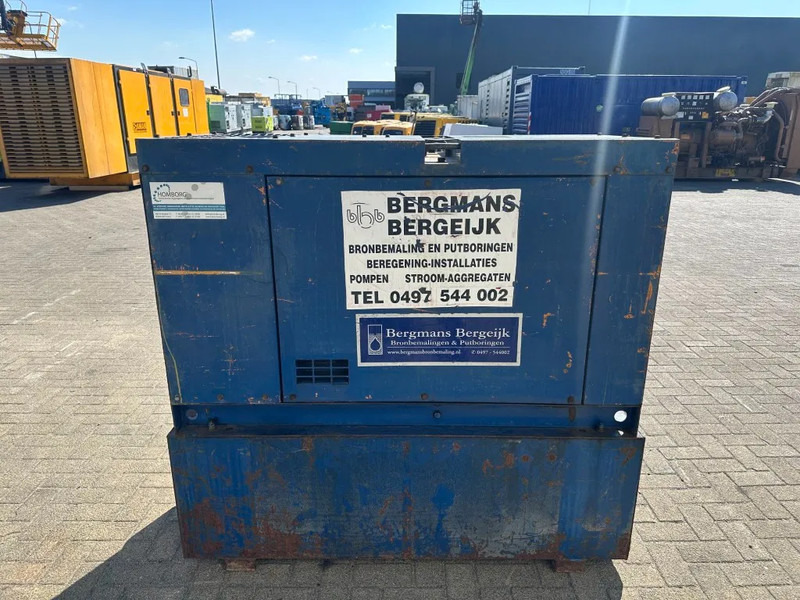Stromgenerator Denyo Kubota Mecc Alte Spa 13 kVA Silent generatorset: das Bild 11