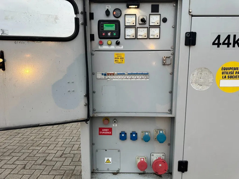 Europower EPUS44TDE Kubota Leroy Somer 44 kVA Supersilent Rental generatorset - Stromgenerator: das Bild 3 Europower EPUS44TDE Kubota Leroy Somer 44 kVA Supersilent Rental generatorset - Stromgenerator: das Bild 3