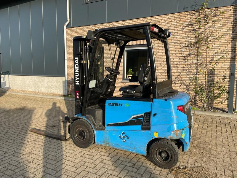 Elektrostapler Hyundai 25BH-9 Elektra 2.5 ton Triplex Freelift Sideshift Heftruck: das Bild 17
