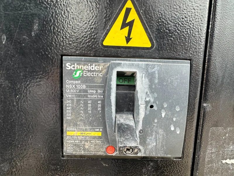 Stromgenerator Iveco FPT F32 AM1A Leroy Somer 32 KVA Silent generatorset 660 hours !: das Bild 13