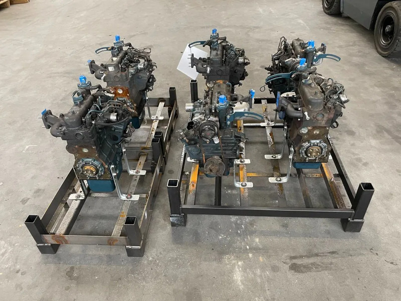 Kubota D722 dieselmotor 3 cilinder 18 PK (6 stuks!) - Motor für Flurförderzeug: das Bild 3 Kubota D722 dieselmotor 3 cilinder 18 PK (6 stuks!) - Motor für Flurförderzeug: das Bild 3
