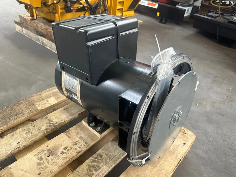 MECC ALTE SPA ECP 28 VL4 Alternator 30 kVA Generatordeel Overstock New ! - Stromgenerator: das Bild 1 MECC ALTE SPA ECP 28 VL4 Alternator 30 kVA Generatordeel Overstock New ! - Stromgenerator: das Bild 1