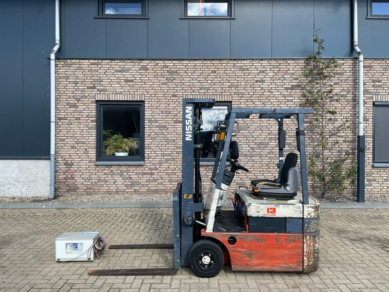 Nissan NX01L13U Elektra 1.25 ton Triplex Freelift Heftruck - Elektrostapler: das Bild 1 Nissan NX01L13U Elektra 1.25 ton Triplex Freelift Heftruck - Elektrostapler: das Bild 1