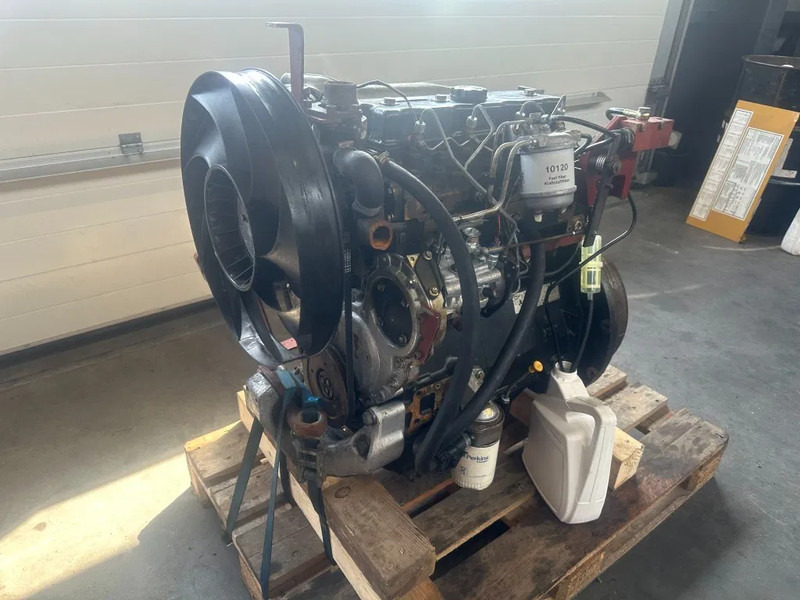 Perkins 1004-40 Diesel Engine 4 cilinder 65 PK Motor t.b.v Linde Heftruck - Motor für Flurförderzeug: das Bild 5 Perkins 1004-40 Diesel Engine 4 cilinder 65 PK Motor t.b.v Linde Heftruck - Motor für Flurförderzeug: das Bild 5