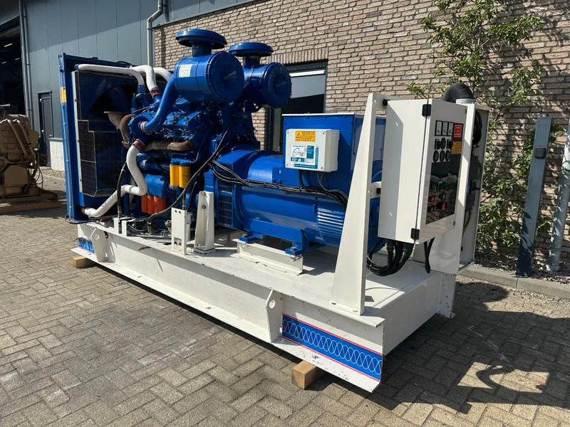 Perkins FG Wilson Stamford 670 kVA noodstroom generatorset - Stromgenerator: das Bild 2 Perkins FG Wilson Stamford 670 kVA noodstroom generatorset - Stromgenerator: das Bild 2