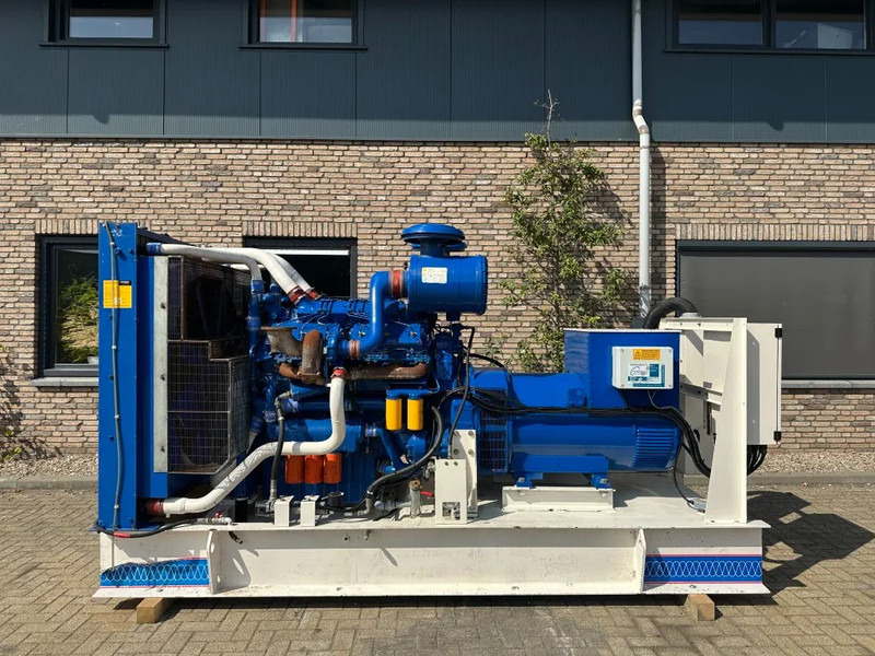 Perkins FG Wilson Stamford 670 kVA noodstroom generatorset - Stromgenerator: das Bild 1 Perkins FG Wilson Stamford 670 kVA noodstroom generatorset - Stromgenerator: das Bild 1