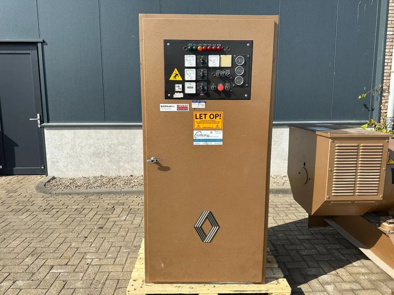 Renault Leroy Somer 360 kVA noodstroom generatorset 337 hours ! - Stromgenerator: das Bild 3 Renault Leroy Somer 360 kVA noodstroom generatorset 337 hours ! - Stromgenerator: das Bild 3