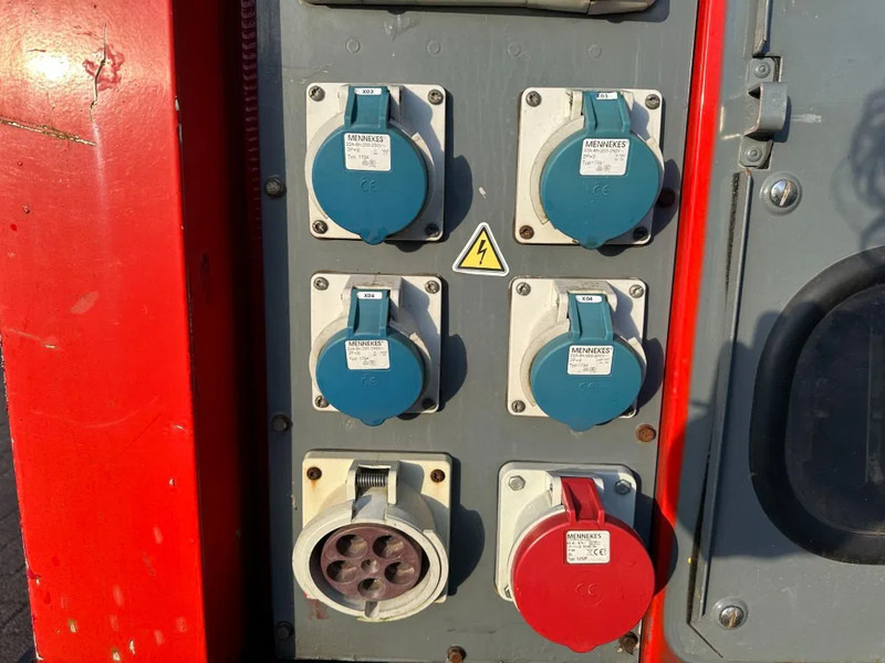 Stromgenerator SDMO R110 C3 John Deere Leroy Somer 110 kVA Silent Rental generatorset Stage 3A: das Bild 8