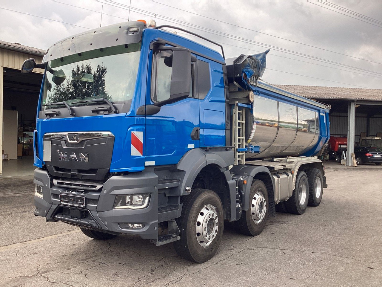 MAN TGS 35.510 Carnehl Thermomulde Asphalt 16,5m³ - Kipper: das Bild 1 MAN TGS 35.510 Carnehl Thermomulde Asphalt 16,5m³ - Kipper: das Bild 1