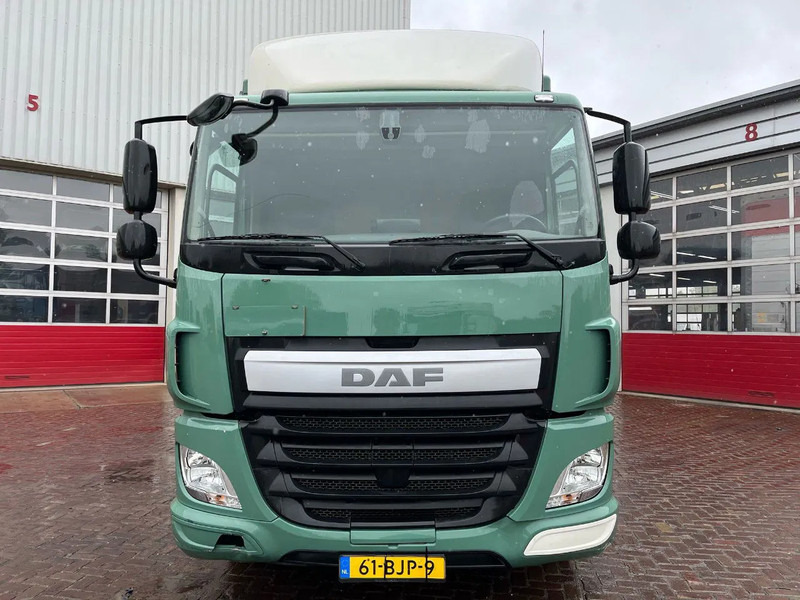 DAF CF 230 FA - Koffer LKW: das Bild 2 DAF CF 230 FA - Koffer LKW: das Bild 2