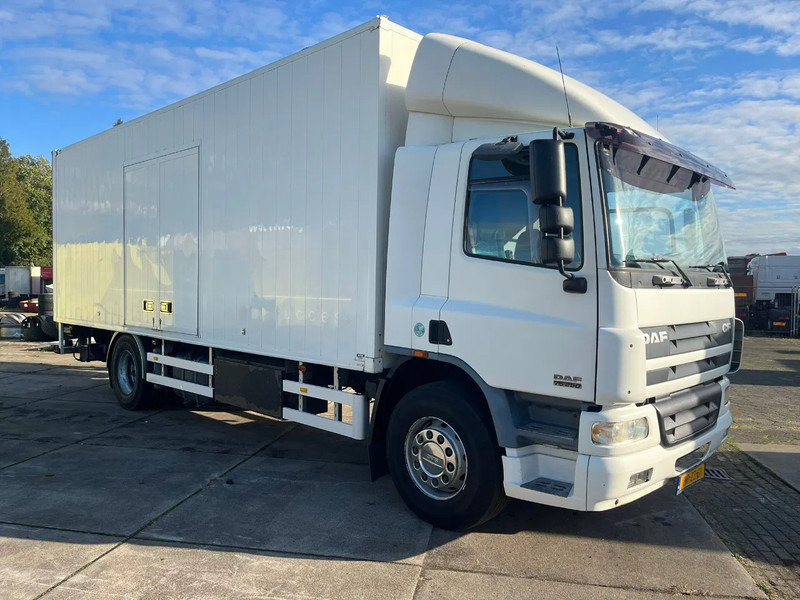 Koffer LKW DAF CF FA CF 75.250 EURO 3: das Bild 1